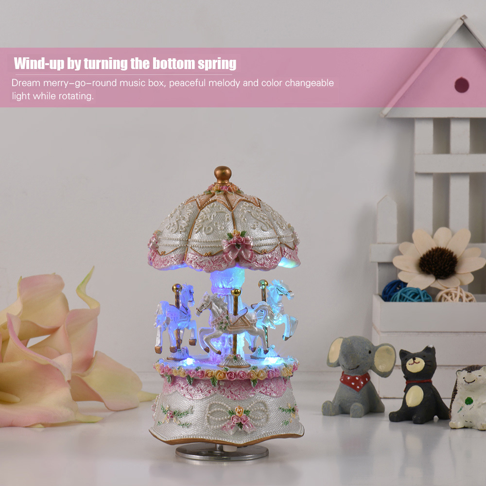 Luxury Dream 3-Horse Rotating  - Snow Globe Musical avis et prix