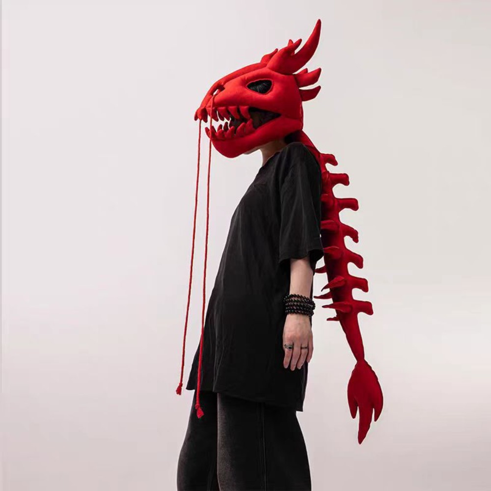 An interesting dinosaur skull  - Santa Hat Plush avis et prix