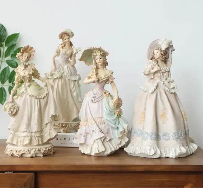 European Victorian Girl Beauty - Nutcracker Figurine avis et prix
