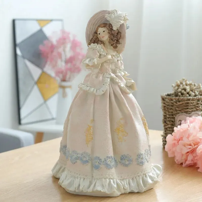 European Victorian Girl Beauty - Nutcracker Figurine avis et prix